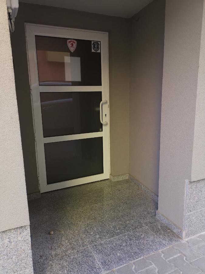 Apartment Near To Grand Hotel プロヴディフ エクステリア 写真